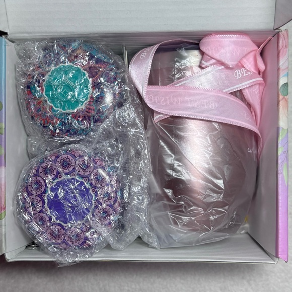 🎁 NWT 3pc gift set for women- 2 candles & tumbler - Picture 2 of 2